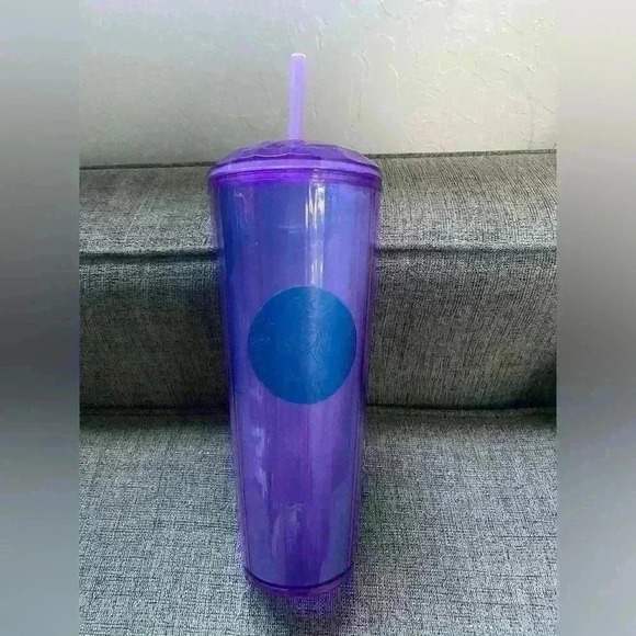 Starbucks | Iridescent Jeweled Dome Lid Venti Tumbler Summer 2022 Release - Picture 1 of 8
